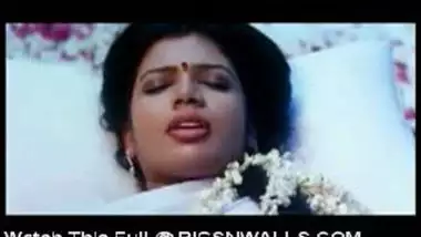 Sex Videos Telugu Frist Time In Sex - First Night Scene Of Telugu Couples porn video