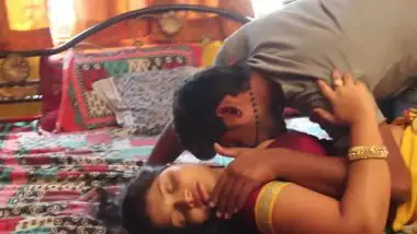 Desi bhabhi arousing lover�s mood in bedroom