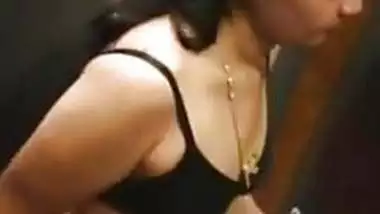 Tamilnadu Beautiful Girls Dress Changing Sex Video - Tamil Girls Dress Changing Sex indian porn movs