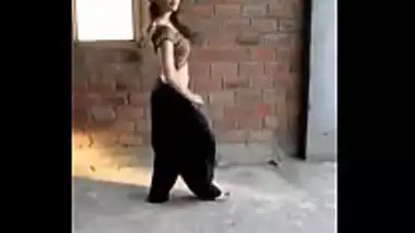 Punjabi Girl Dancing Erotically For Kala Chasma porn video