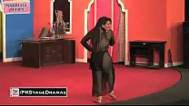 380px x 214px - Pakistani Mujra Showing A Hot Milf With Big Boobs porn video