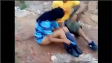Sexy Nepali Girl Caught Having Sex In Mountain porn video