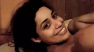 Sex Videos Xxx Aj18 Hd Blieak - Indian Lesbian Girl Sex With Twin Sister porn video