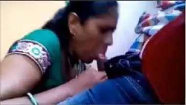 Telugu Aunty Sucking Penis Of Son’s Friend