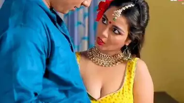Xxx Doodh Pilane Wala - Doodh Pilane Wali Bhabhi indian porn movs