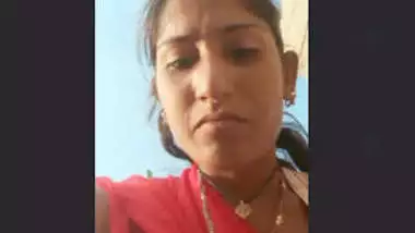 Desi Village Aunty Recorded Her Pissing Vid