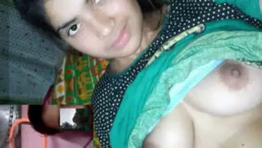 Desi Cute Hot Teen Show Her Nude On Cam porn video