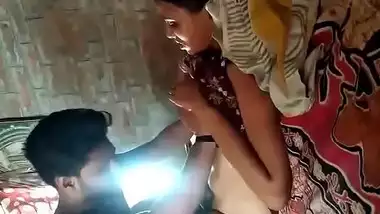 Kuwari Kudi Ki Chudte Samay Chut Ki Seal Phat Gai porn video