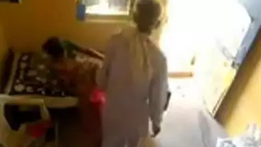 Maa Baap Sex Video - Sautele Baap Beti Ki Hardcore Rishton Mai Chudai Masti porn video