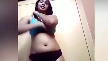 380px x 214px - Airtel Call Center Manager Ritu Selfie Nude Video porn video