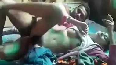 380px x 214px - Bhai Ne Apni Sakhi Bahan Ko Raat Sleeping Mein Sex Karna Jabardasti indian  porn movs