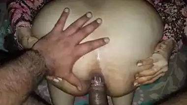 Desi wife ass fucked by hubby
