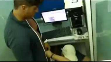5 Boys Are Doing Jabardasti With A Girl Posn Sex - Cyber Cafe Secx Video indian porn movs