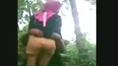 Nepal Mom Schoolsex - Desi Outdoor Sex Video Of Nepali Teen Couple porn video