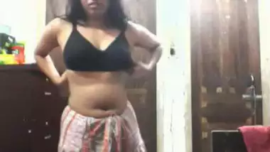 Sunny Leansexy Video Hd Download - Desi Girl Strip Nude indian porn movs