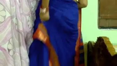 380px x 214px - Telugu Family Mother Nude Pone Sex indian porn movs