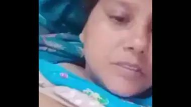 Desi village bhbai show her boob