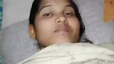 Indian flower shop staff girl Keerthi fucked at home