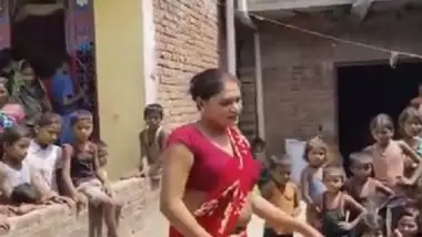 380px x 214px - Indian Hijra Very Hot Dance porn video