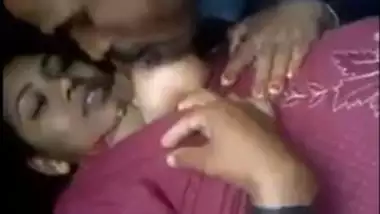 Sexy Mallu Chechi Boobs Sucked By Servant porn video