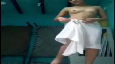 Mallu Hot Girl In White Lungi Stripping Video porn video