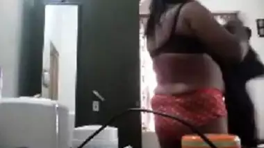 Marathi Aunty Xxx Change - Mallu Aunty Dress Change Caught On Hidden Camera porn video