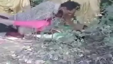 Bhopal desi prostitute fucked on roadside by truck driver