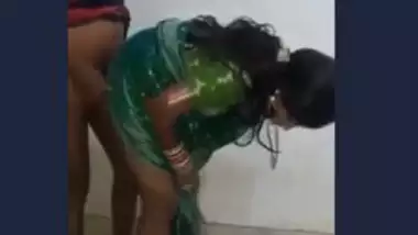 Desi bhabi standing anal fuck at home