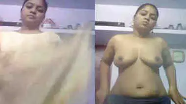 Chubby Desi girl motivates BF to have sex by showing big XXX booty