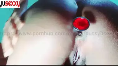 Sri Lankan Anal ගූ එන කන් wet ass hole butt plug and banana ass fuck