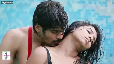 New Bayko Marathi Hot Xekxi Xxxiii Bp Videos - Desi Swimming Pool Sex indian porn movs