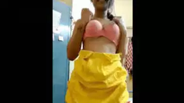 380px x 214px - Charli Angal Full Xxx Sexvideo Red Tub indian porn movs