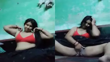Desi fatty girl showing her sexy pussy for lover