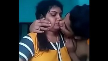 Tamil Mom Sun Xex Videos - Indian Mom Sex With His Teen Son In Kitchen And Bed porn video