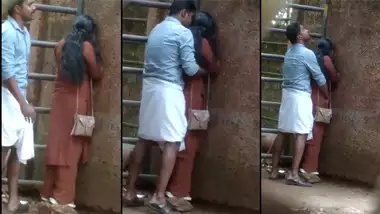 Desi Caught Mms Full Videos - Desi Mms Video Of Indian Gal Caught Confronted Outdoor By Lover porn video