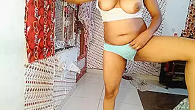 380px x 214px - Xxxcollege Indian Girl Boobs Outdoor Boy Press Video indian porn movs