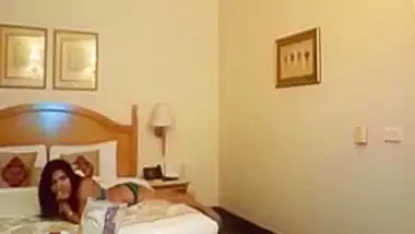 Indian Sex Video Of Huge Ass Delhi Bhabhi Boss!