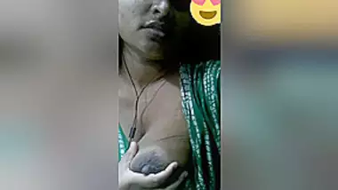 Desi Nude Sex - Single Desi Girl Nude Video At Bed Room indian porn movs