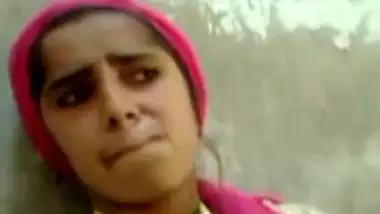 Pakistani sex video of Muslim bhabhi solo desi chudai