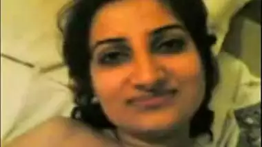 Hawt Jaipur Bhabhi Has Oral-sex Sex With Her Neighbour!