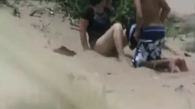Samundra Xxx Video - Samundar Beach Par Sex Video indian porn movs