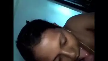 srilankan girl blowjob 1