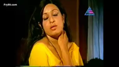 Charam Sukh Jaane Anjane Mein Sexy Video Saas Bahu Sasur Bahu indian porn  movs