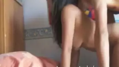 Nepali Habsi Bf Hindi Video - Pretty Indian Wife Showing Of Her Pretty Ass porn video