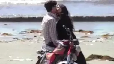 Samundar Ki Bf Samundar Ki Bf Bf - Samundar Beach Par Sex Video indian porn movs