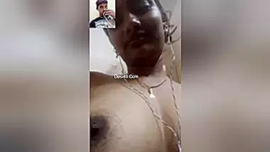 380px x 214px - Desi Girl Showing Nipples To Boyfriend On Video Call indian porn movs