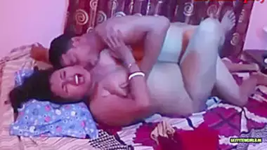 Sonia Aunty Ki X Movie Bacchon Ke Sath Sex Karti Wali Movie indian porn movs