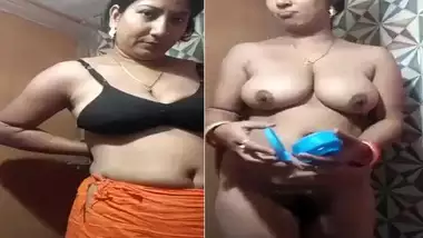 Bengali village bhabhi bathing nude viral porn