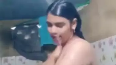 Bigboob Girl Bathing